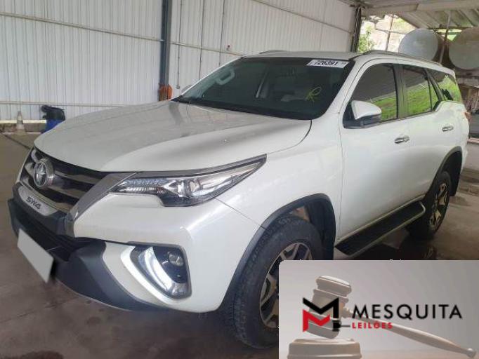 TOYOTA HILUX SW4 20/20