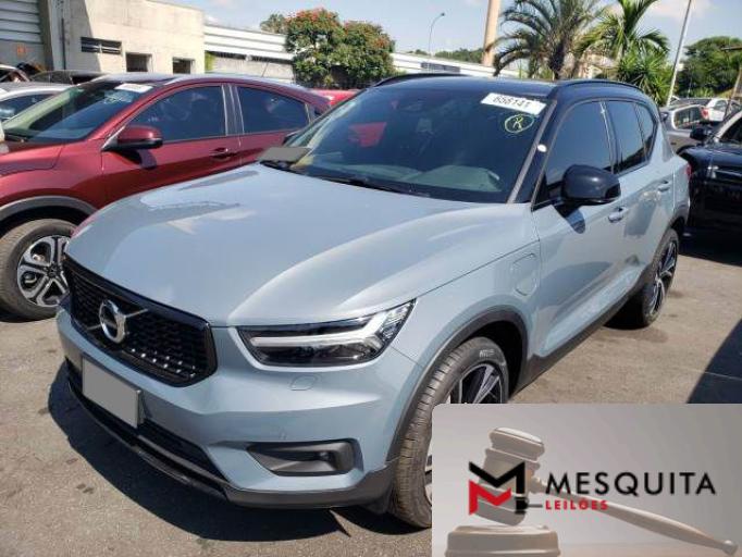 VOLVO XC40 21/21