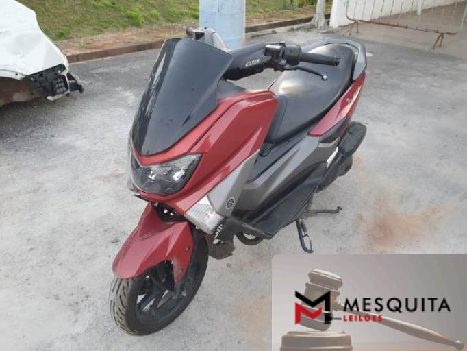 YAMAHA NMAX 19/19