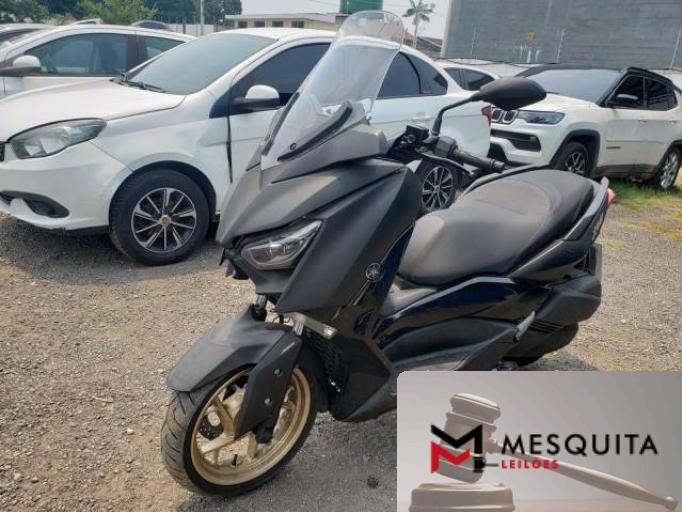 YAMAHA XMAX 20/21