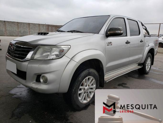 TOYOTA HILUX 12/12