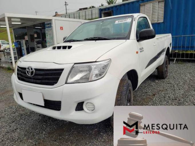 TOYOTA HILUX CS 14/15