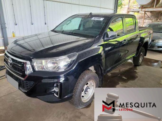 TOYOTA HILUX CD 19/19